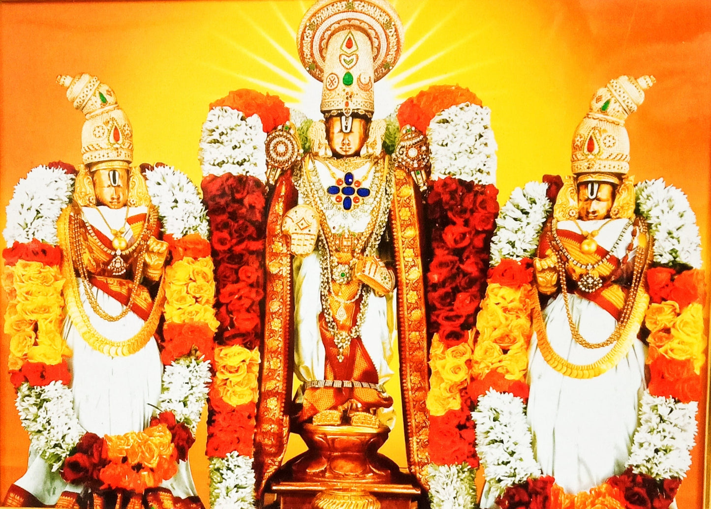 Tirupati Venkateswara Swamy / Lord Balaji with Devi Padmavathi and Devi Laxmi Photo Frame (10 Inches * 12.5 Inches)