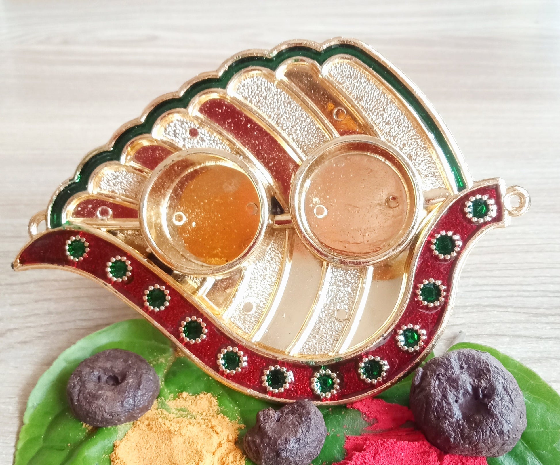 Leaf Shaped Acrylic Dibbi – Corporate Gift for Pooja and Wedding Occasions