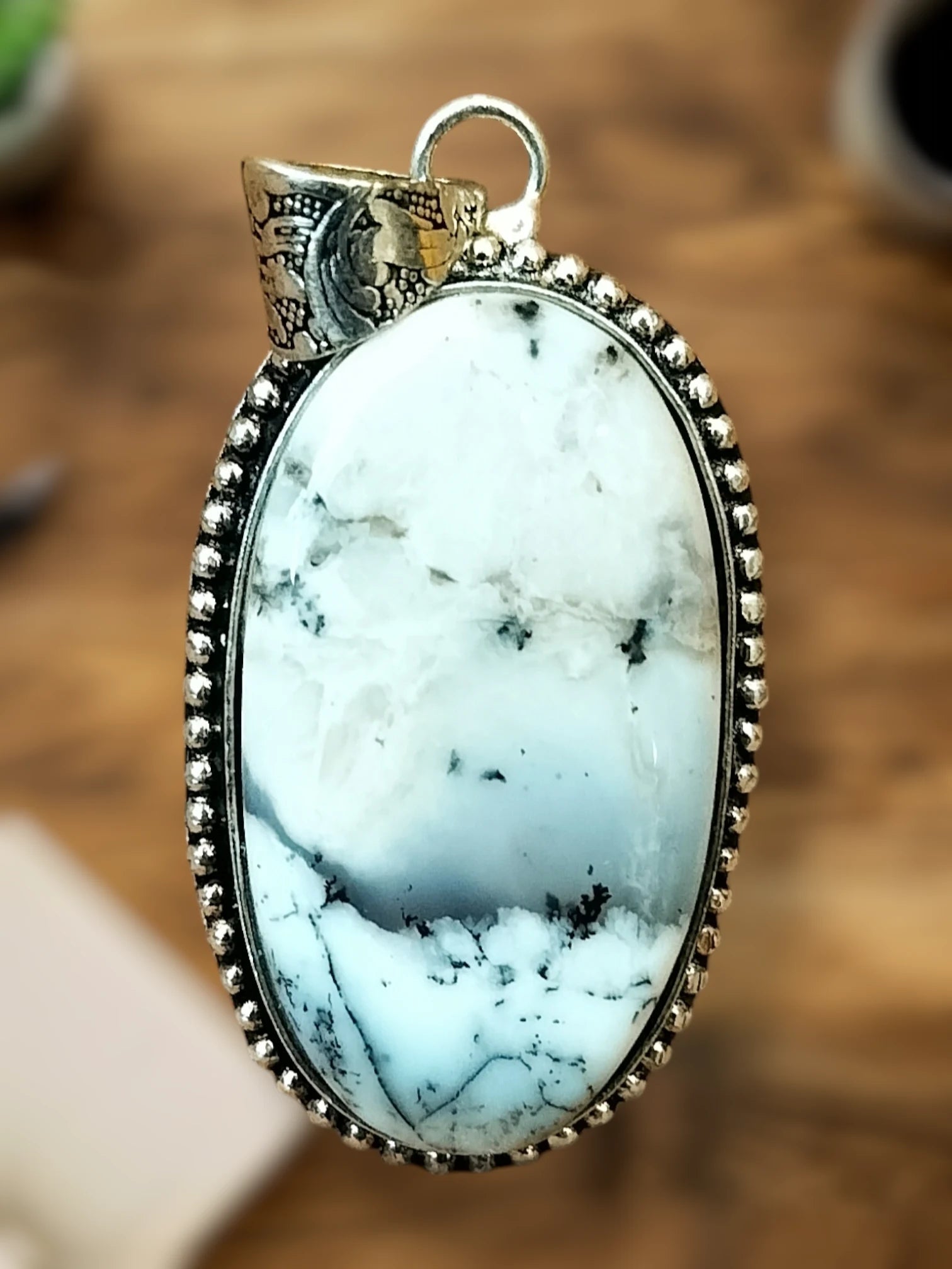 Minimalist White Howlite Pendant Styled with Modern Outfit – Boho Healing Jewelry for Mindfulness and Calm