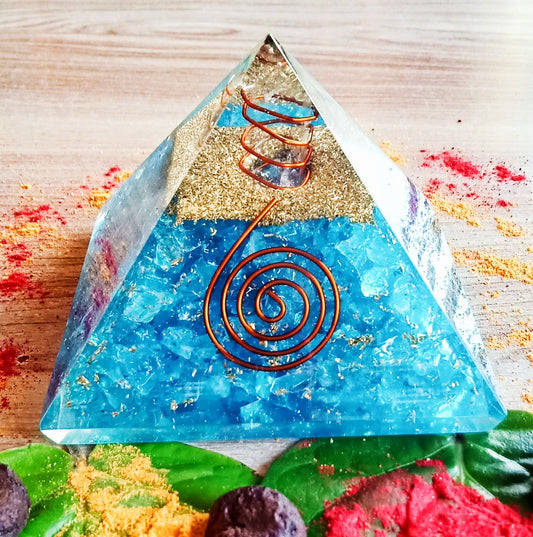 Pyramid Orgone / Reiki Crystal Healing Chakra/ Blue Onyx (7cms L * 7 cms B * 6 cms H)